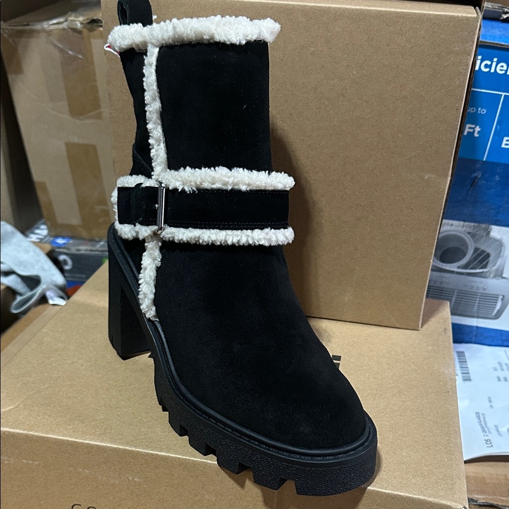 Black Shearling Women's Boots